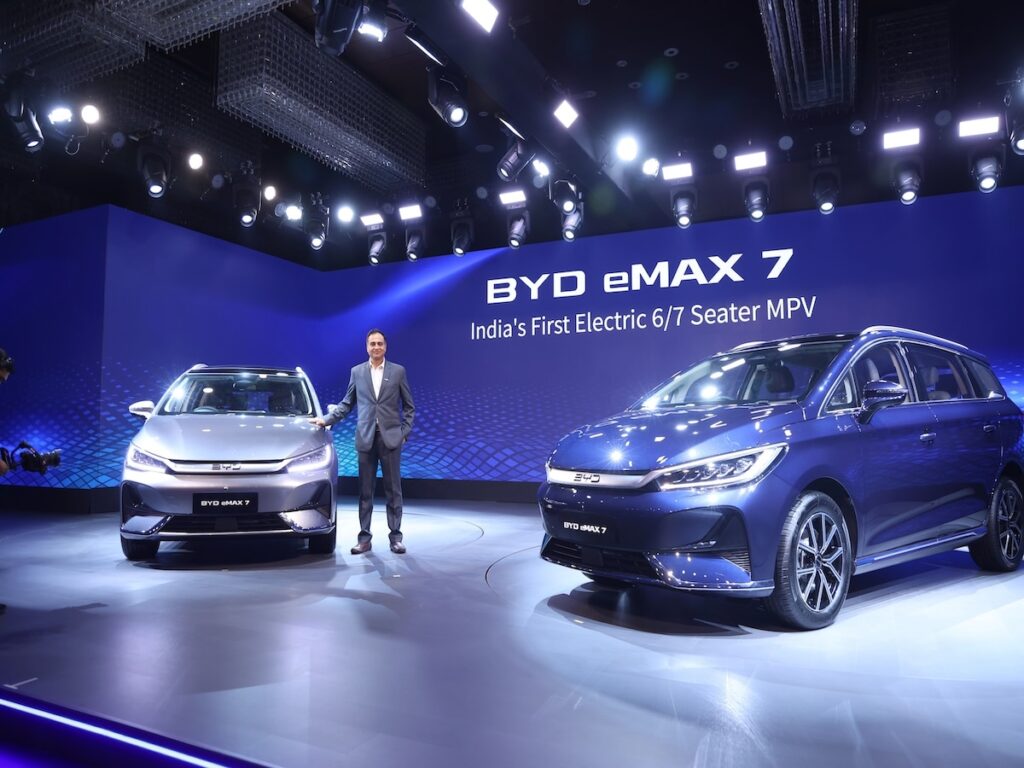 BYD eMAX 7 