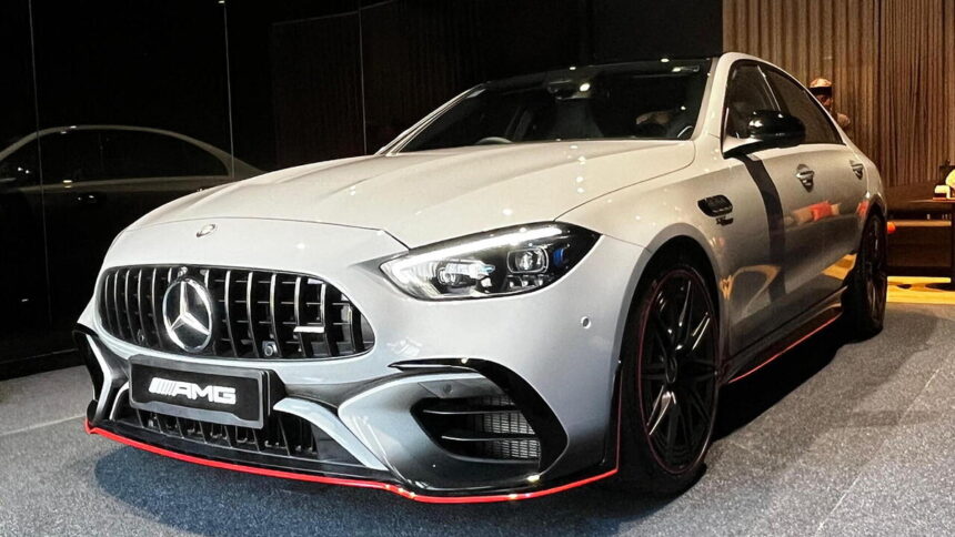 Mercedes-AMG C 63 S E Performance